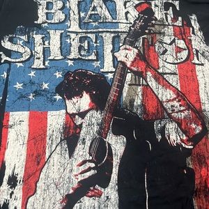 Blake Shelton‎ Size: Small T- Shirt